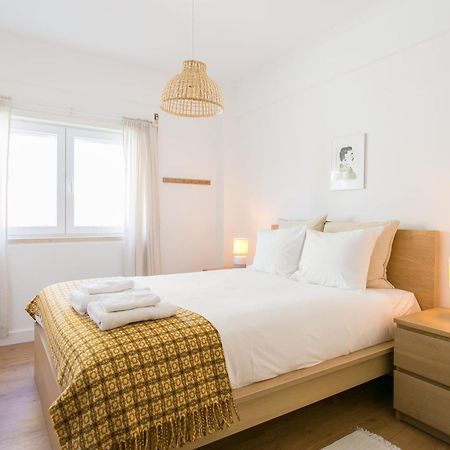 Apartamento Central E Confortavel Junto Ao Bairro Da Graca Lissabon Buitenkant foto