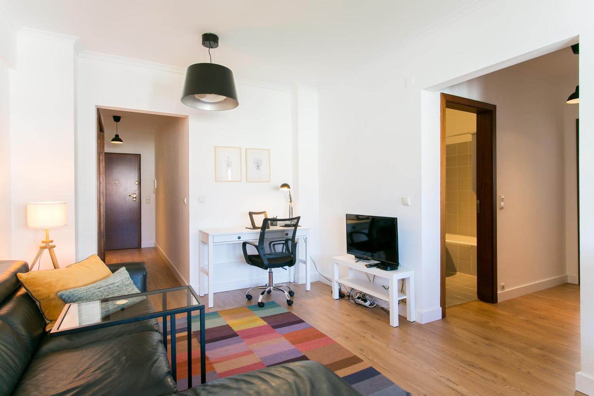 Apartamento Central E Confortavel Junto Ao Bairro Da Graca Lissabon Buitenkant foto