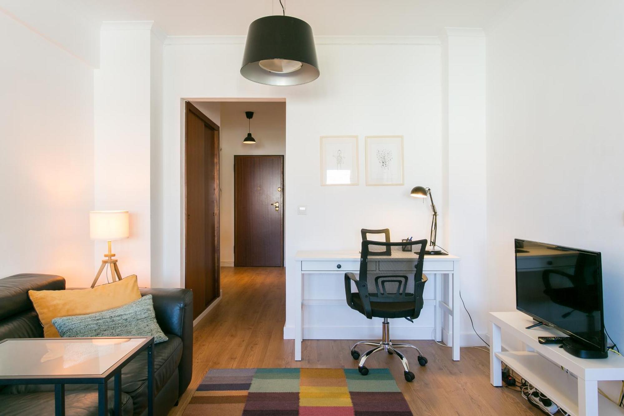 Apartamento Central E Confortavel Junto Ao Bairro Da Graca Lissabon Buitenkant foto