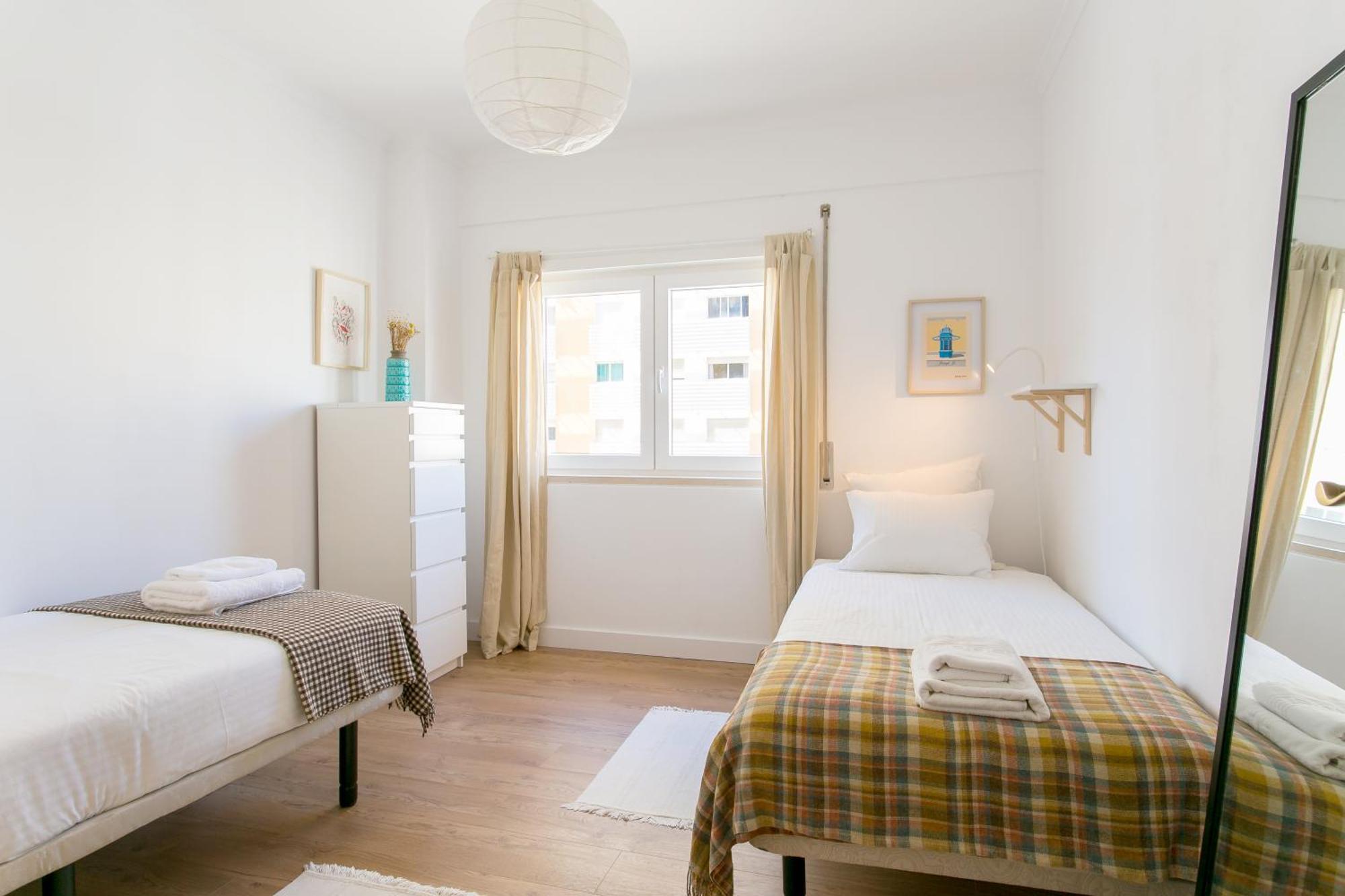 Apartamento Central E Confortavel Junto Ao Bairro Da Graca Lissabon Buitenkant foto
